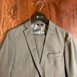 J.M. Haggar Suit Coat and Pants, Gray